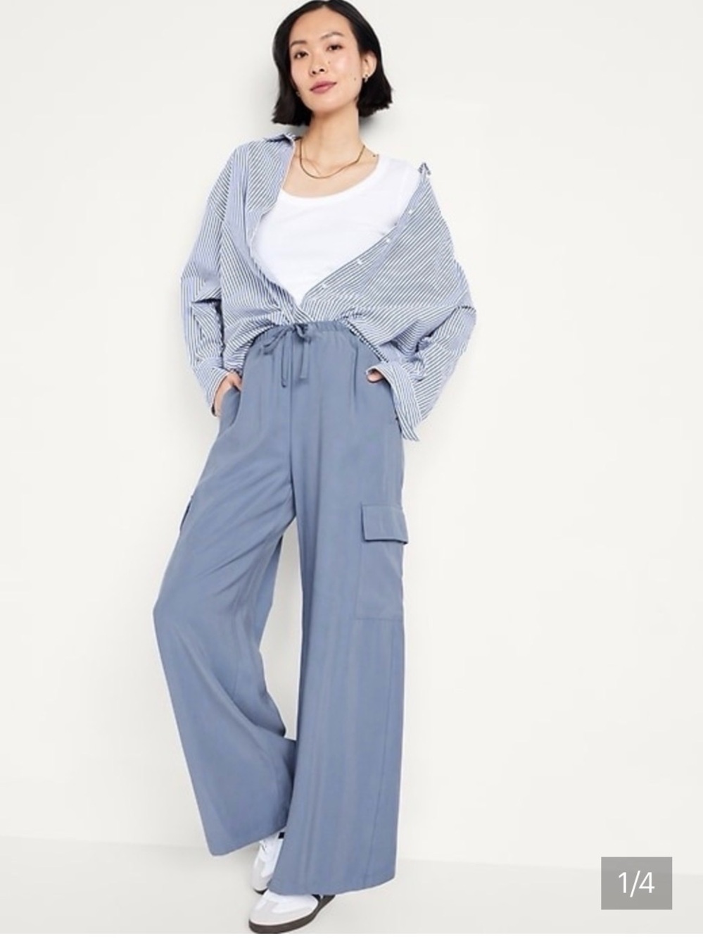 Old Navy Extra High Waisted Drapey Cargo Super Wide Leg Pant in Mount Shasta